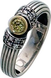Silberring. Desginer-Ring mit 9 funkelnden weißen und gelbem Zirkonia, fein eingearbeitet in echtem Silber Sterlingsilber 925/-, gleichbleibende Ringschiene, rhodiniert (edler Weißgoldlook), oxydiert und hochglanzpoliert, Ringkopfbreite ca. 12,64 mm, Brei